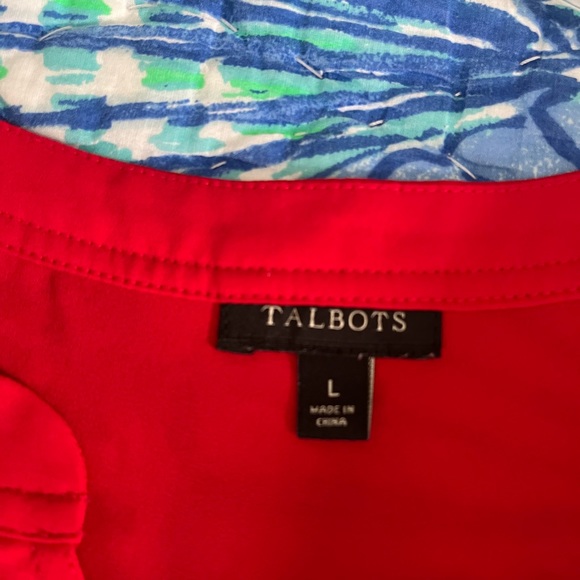 Excellent used condition Talbots flutter sleeve blouse. - Picture 3 of 3